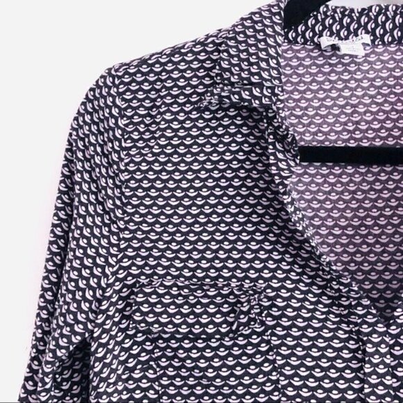 Splendid Long Sleeve Top Blouse M Tabbed Printed Pattern Rounded Hem - Picture 3 of 9